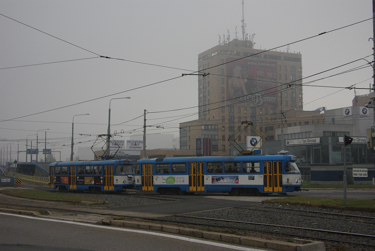 Острава, Tatra T3G № 1033; Острава, Tatra T3G № 1037