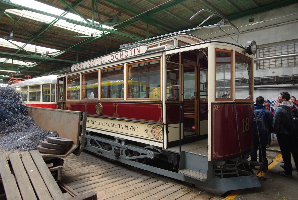 Пльзень, Двухосный моторный Křižík № 18