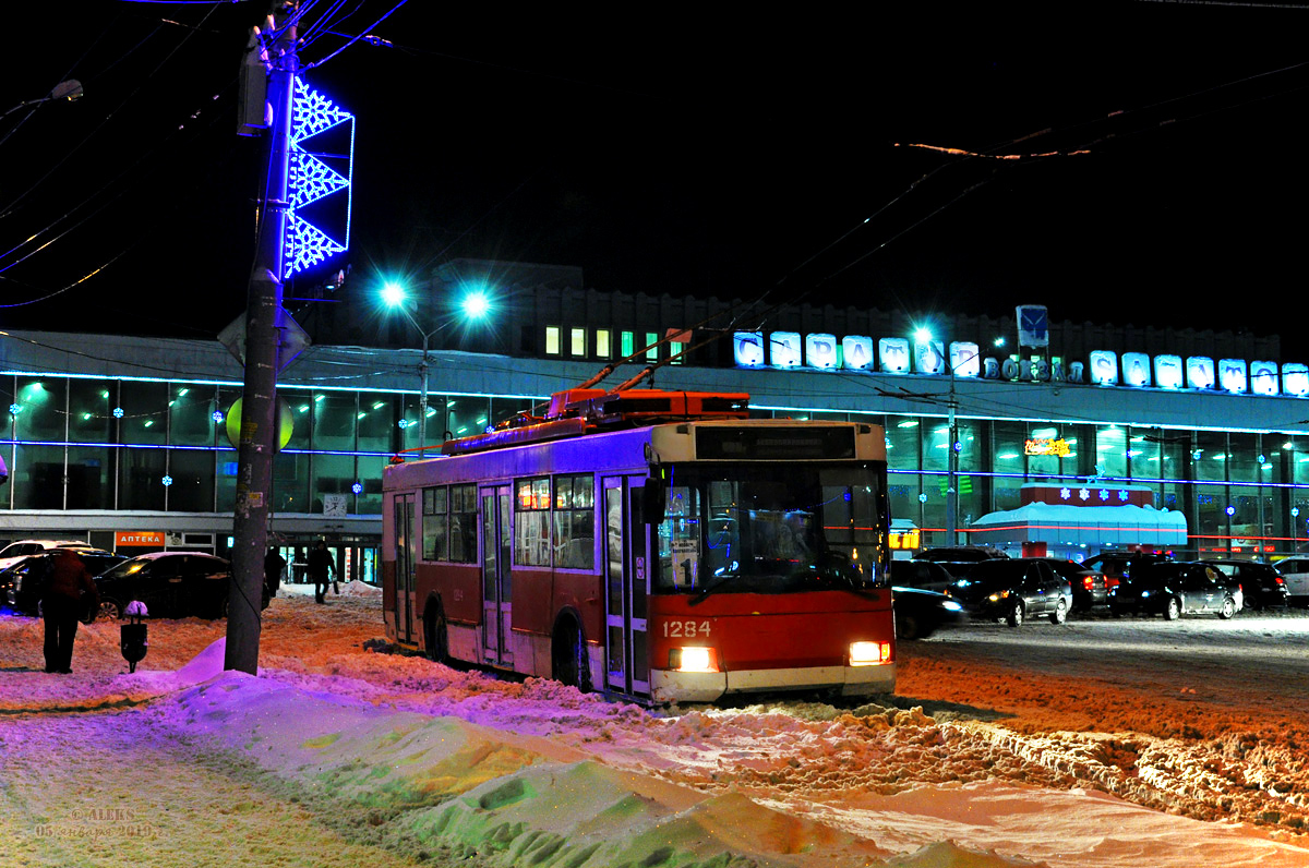 Саратов, Тролза-5275.05 «Оптима» № 1284; Саратов — Последствия снегопадов зимой 2018–2019 гг.