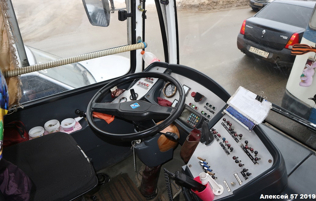 Орёл, ЗиУ-682Г-016.07 (Слобода) № 1150; Орёл — Рабочие места водителей, кабины и пульты управления