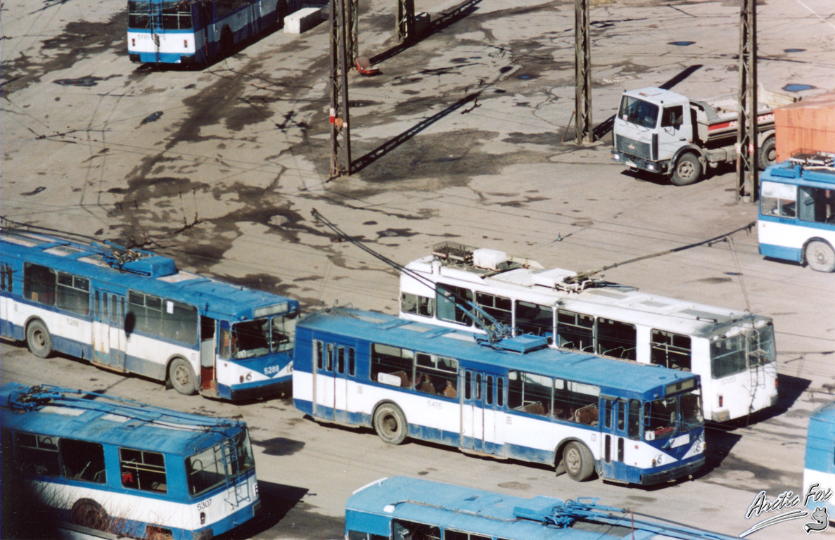 Санкт-Петербург, ЗиУ-682В-012 [В0А] № 5288; Санкт-Петербург, ЗиУ-682Г [Г00] № 5415