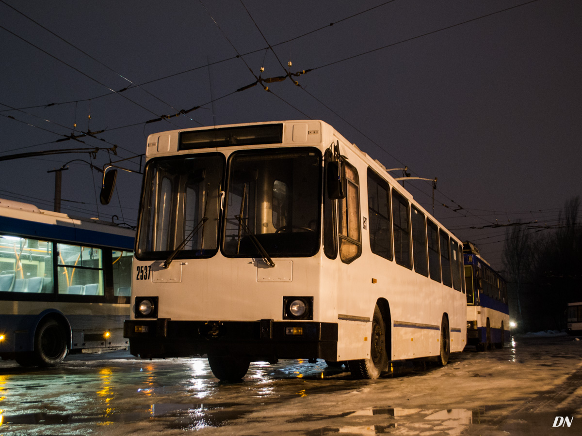 Днепр, ЮМЗ Т2 мод. 7 № 2537