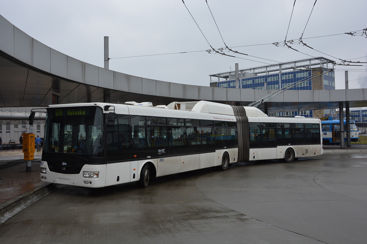Острава, SOR TNB 18 № 3951 Острава, SOR TNB 18 № 3951