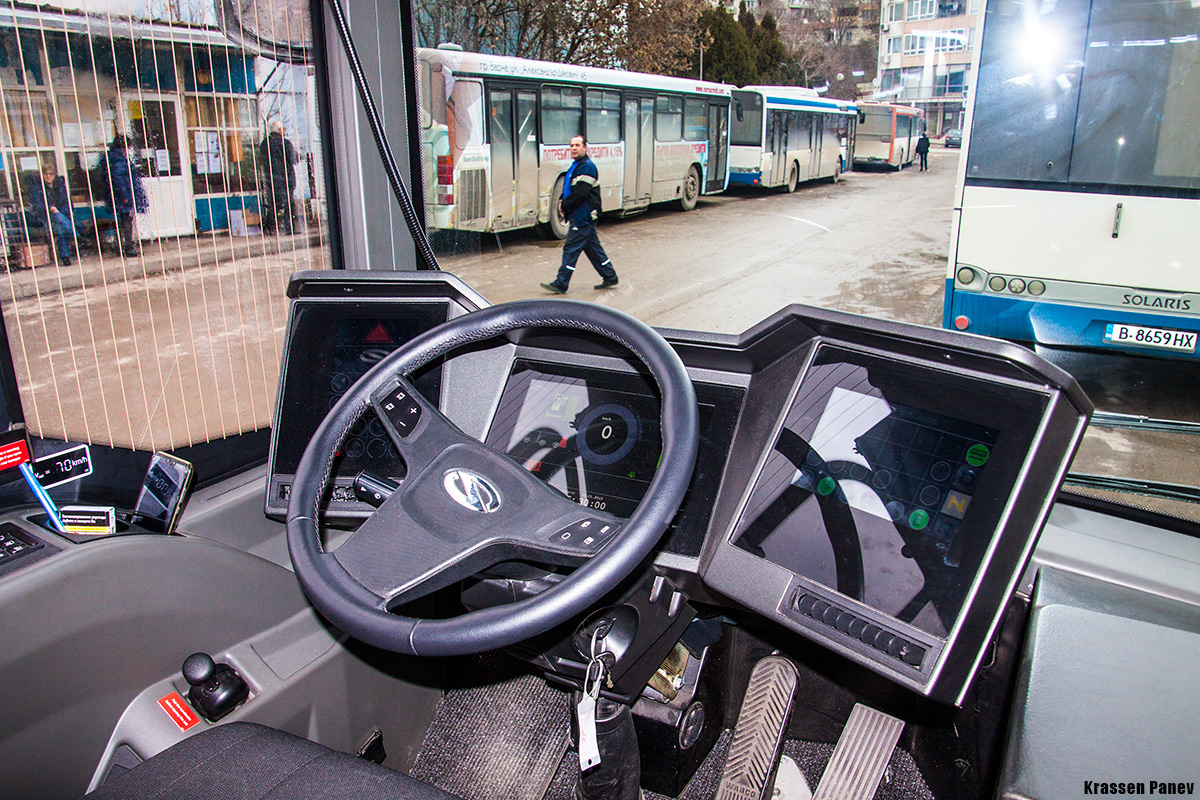 Варна, Solaris Urbino IV 18 Electric № 285; Варна — Электробусы на испытаниях в Варне 2016 — 2019