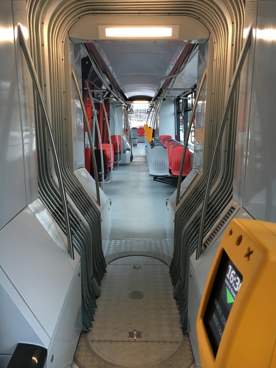 Прага, Škoda 15T7 ForCity Alfa Praha № 9450