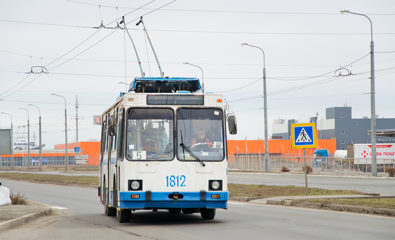 Мариуполь, ЮМЗ Т2 № 1812