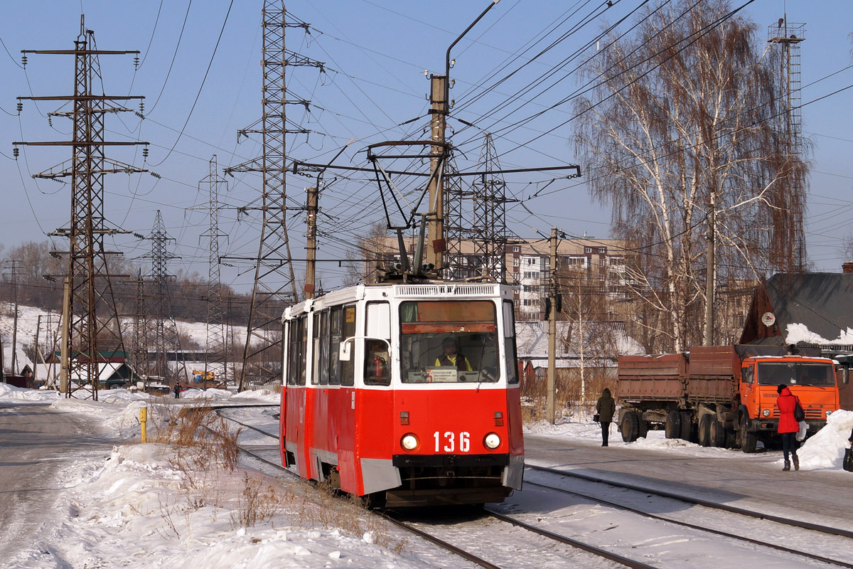 Бийск, 71-605 (КТМ-5М3) № 136