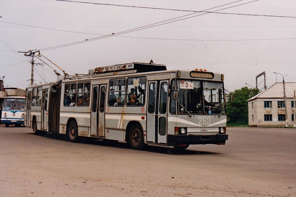 Горловка, ЮМЗ Т1 № 263; Горловка — Фотографии Алекса Краковски — 18.05.1998