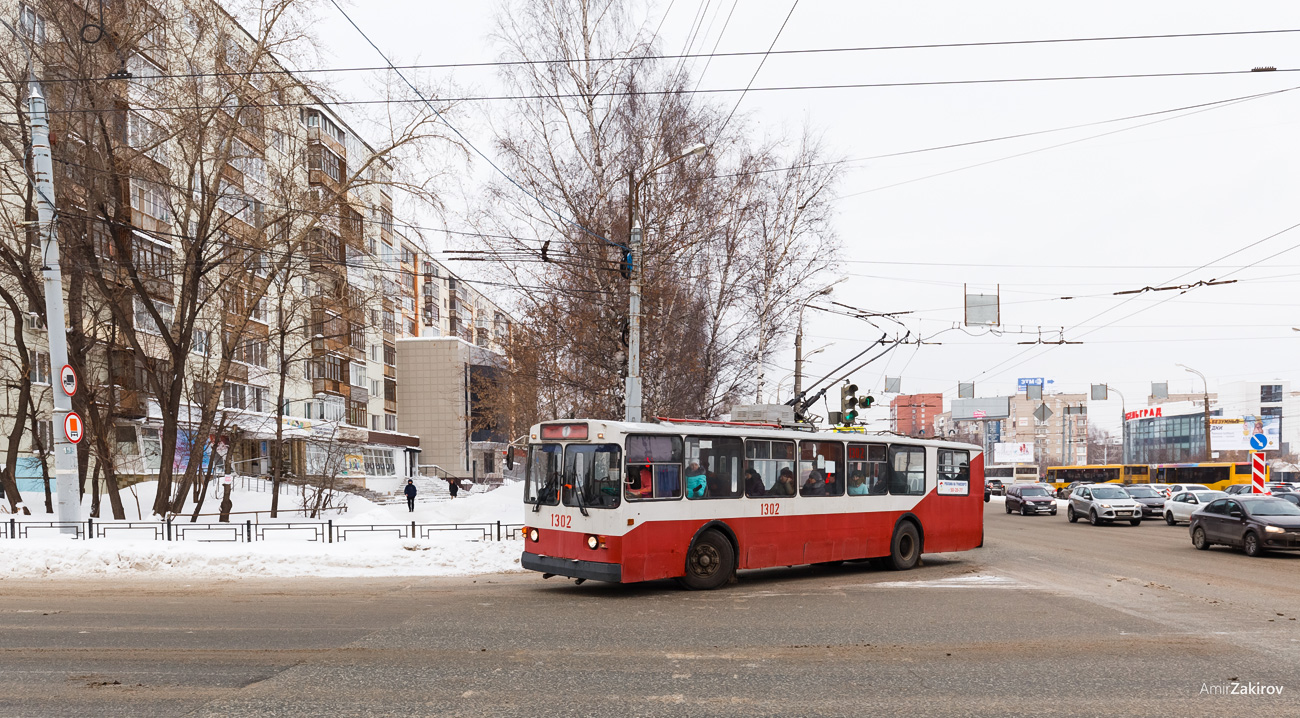 Iżewsk, ZiU-682G [G00] Nr 1302