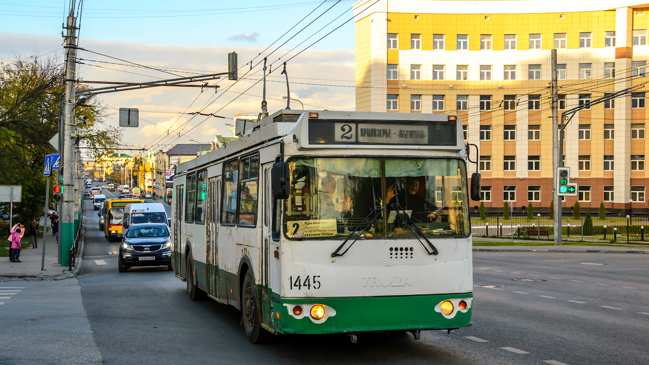 Пенза, ЗиУ-682Г-016 (017) № 1445
