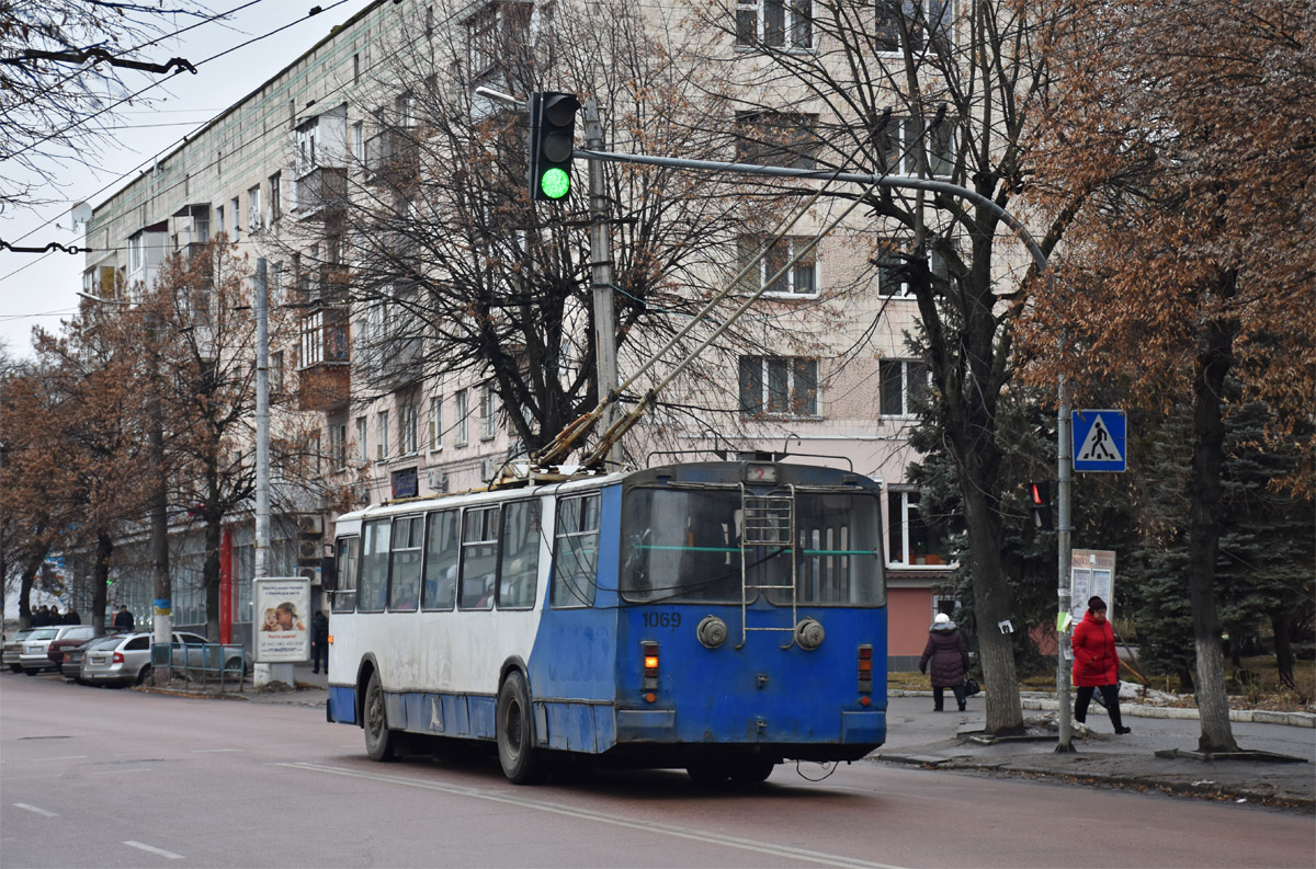 Житомир, ЗиУ-682Г-016 (018) № 1069