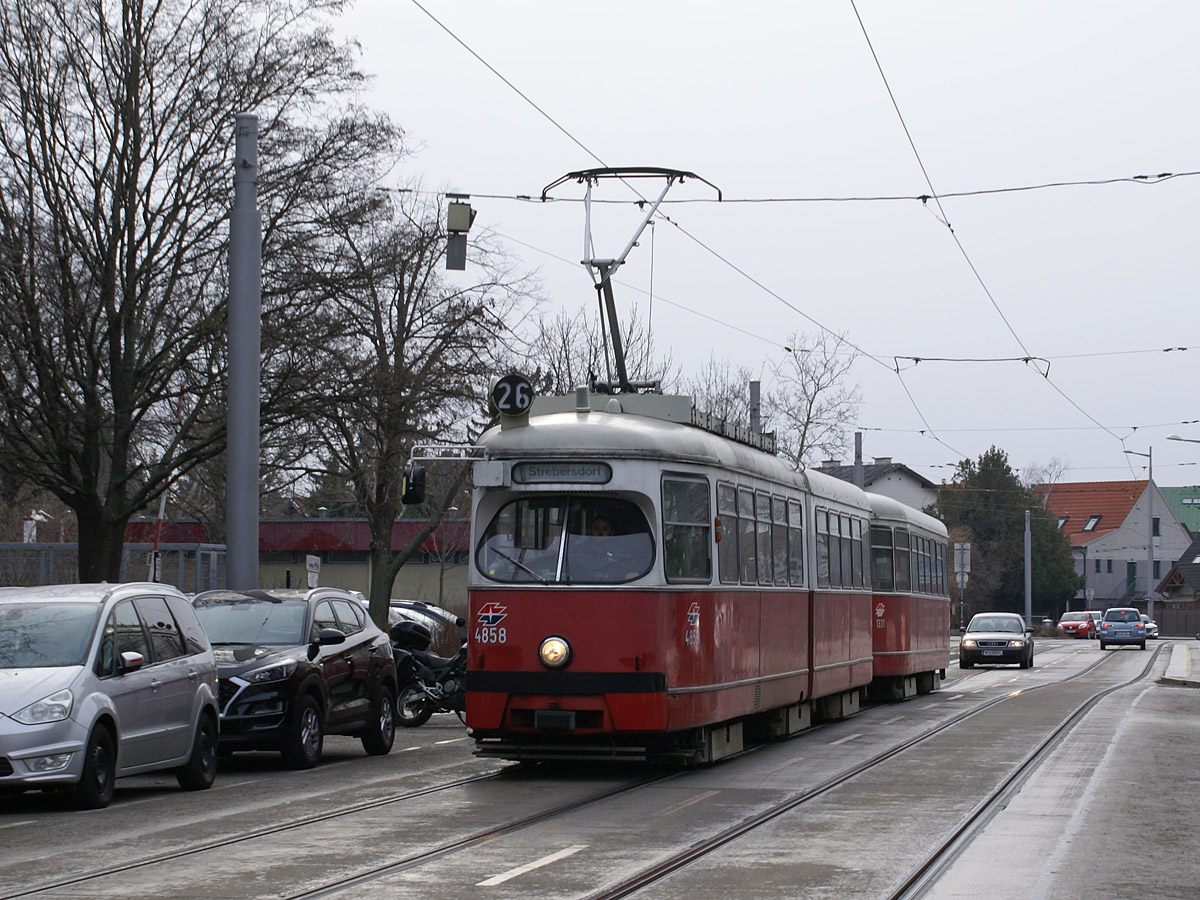 Вена, SGP Type E1 № 4858; Вена, Rotax Тype c4 № 1331