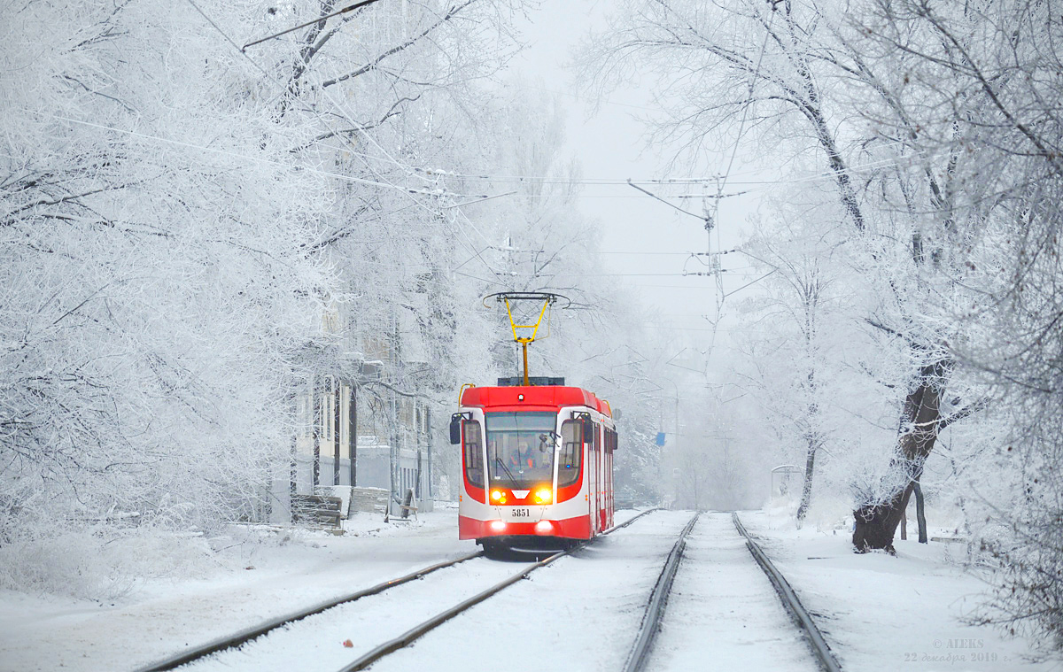 Волгоград, 71-623-03 № 5851
