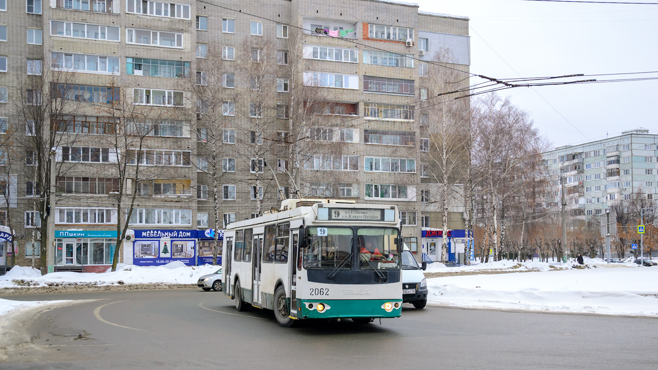 Пенза, ЗиУ-682Г-016.02 № 2062