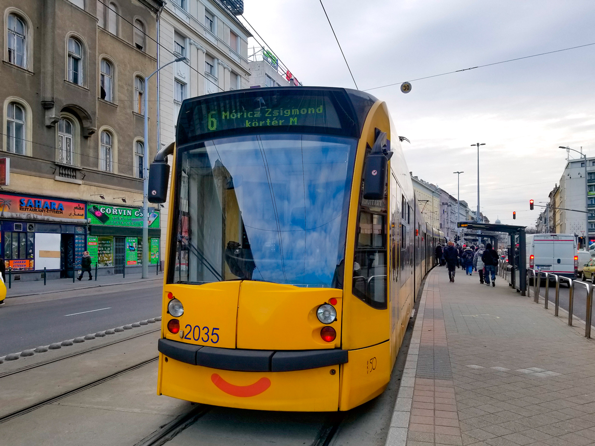 Будапешт, Siemens Combino Supra NF12B № 2035