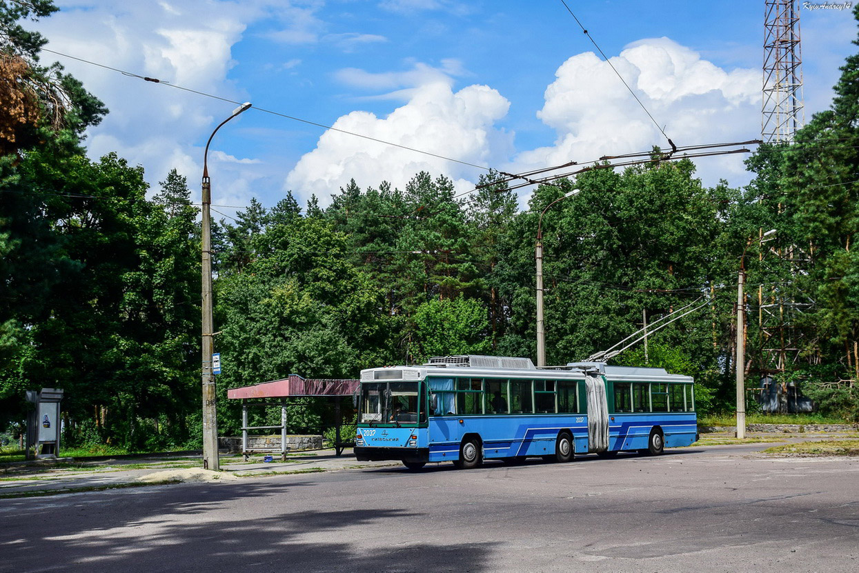 Черкаси, Киев-12.05 № 2037