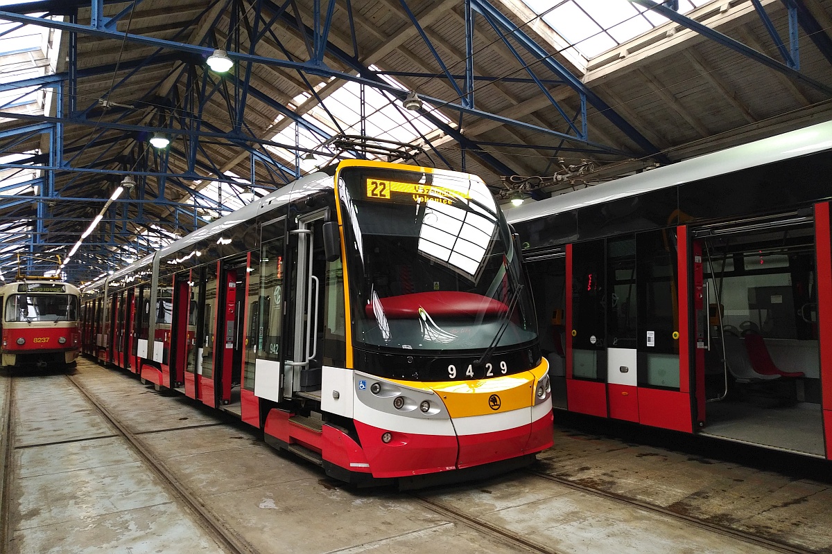 Praha, Škoda 15T7 ForCity Alfa Praha № 9429