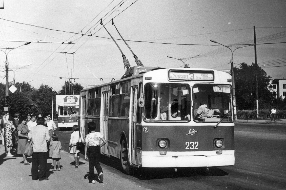 Чебоксары, ЗиУ-682В № 232; Чебоксары — Старые фотографии
