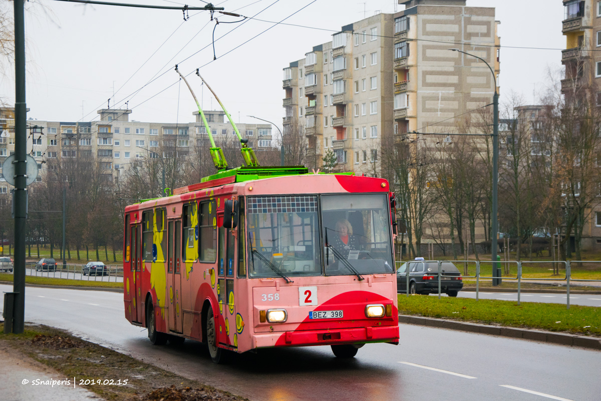 Каунас, Škoda 14Tr02 № 358