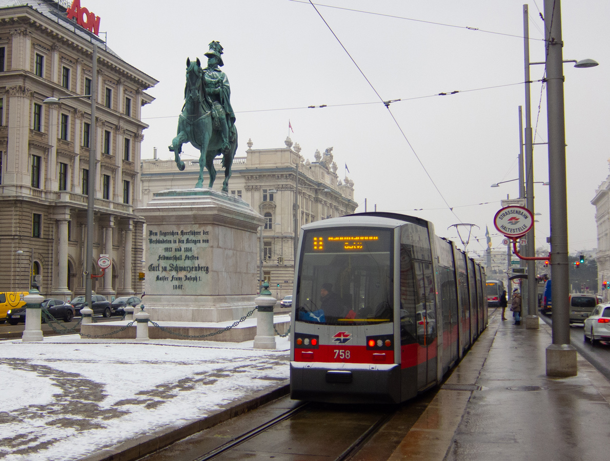 Wien, Siemens ULF-B1 Nr. 758