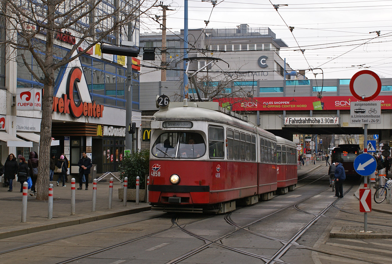 Вена, SGP Type E1 № 4858; Вена, Rotax Тype c4 № 1331