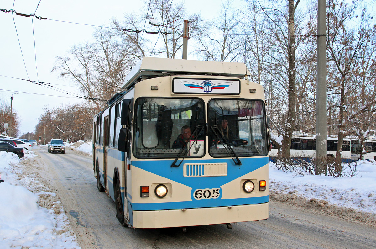 Киров, ЗиУ-682 КР Иваново № 605