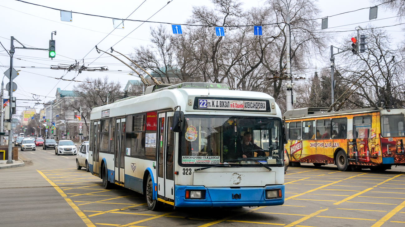 Ростов-на-Дону, БКМ 32102 № 323