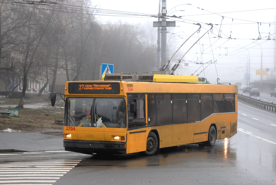 Kiev, MAZ-103T N°. 3704