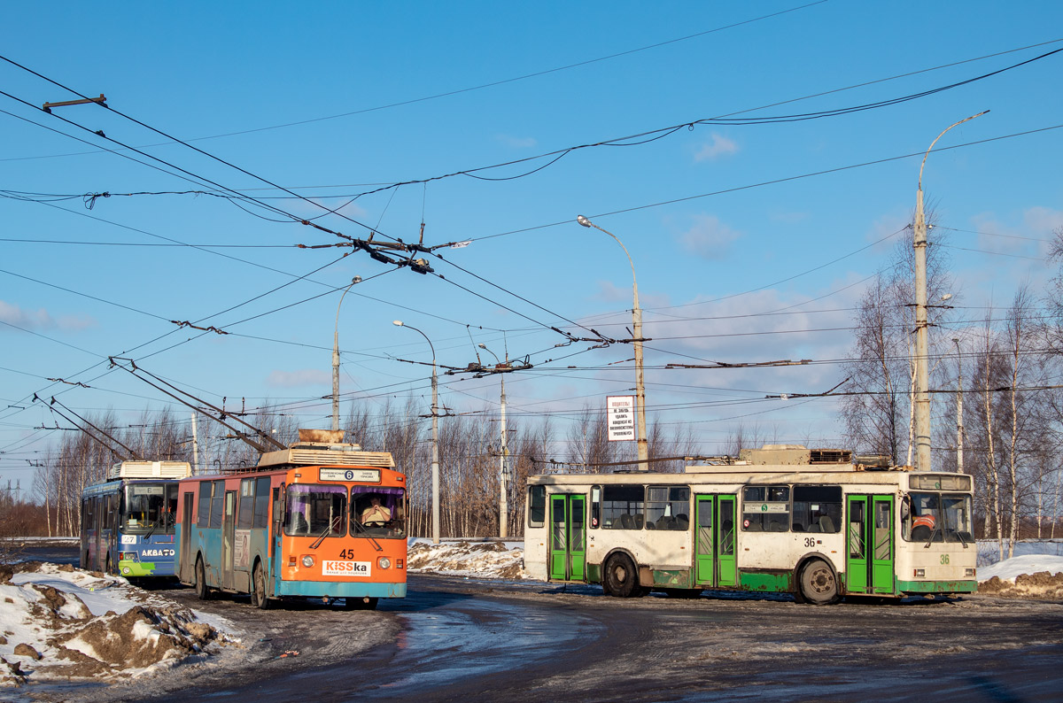 Рыбинск, ЗиУ-682 (ВЗСМ) № 45; Рыбинск, ВМЗ-5298.00 (ВМЗ-375) № 36