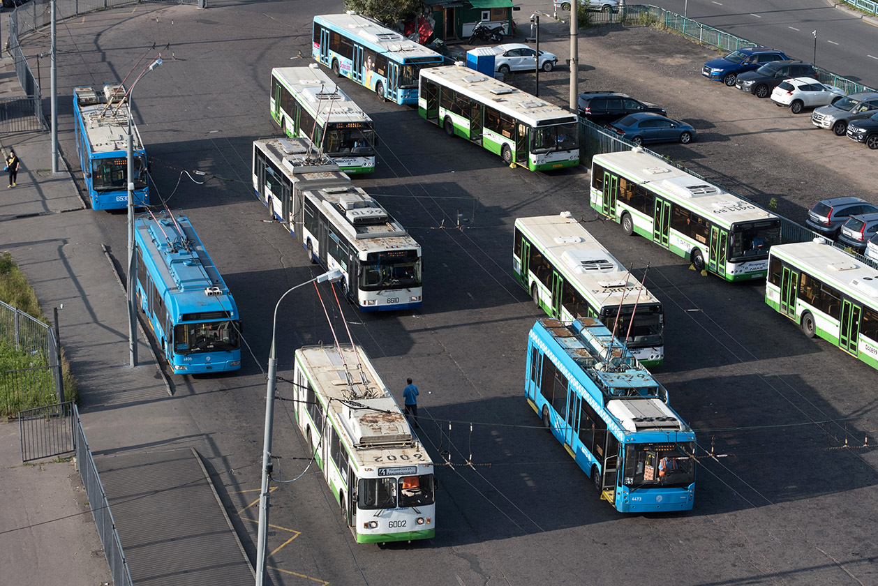 Maskva, ZiU-682GM1 (with double first door) nr. 6002; Maskva, Trolza-5265.00 “Megapolis” nr. 6473; Maskva, BKM 321 nr. 6835; Maskva, VMZ-62151 “Premier” nr. 6610; Maskva, Trolza-5265.00 “Megapolis” nr. 6530; Maskva — Terminus stations; Maskva — Views from a height