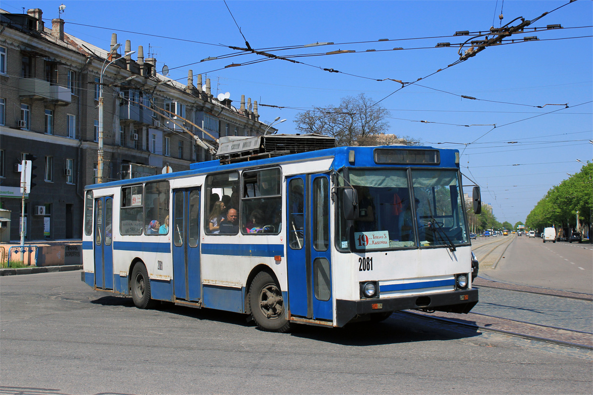 Днепр, ЮМЗ Т1Р (Т2П) № 2081