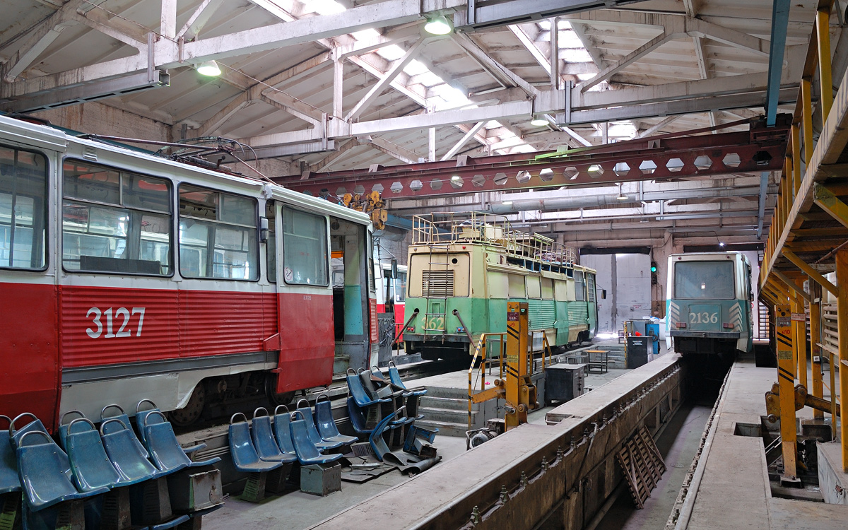 Magnitogorsk, 71-605 (KTM-5M3) č. 3127; Magnitogorsk, TS-34D č. 362; Magnitogorsk, 71-605 (KTM-5M3) č. 2136
