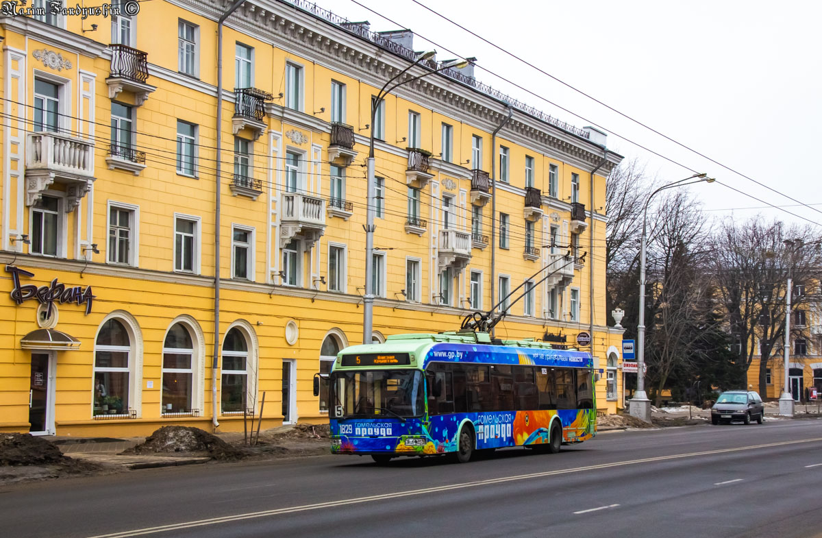 Гомель, БКМ 321 № 1829 Гомель, БКМ 321 № 1829