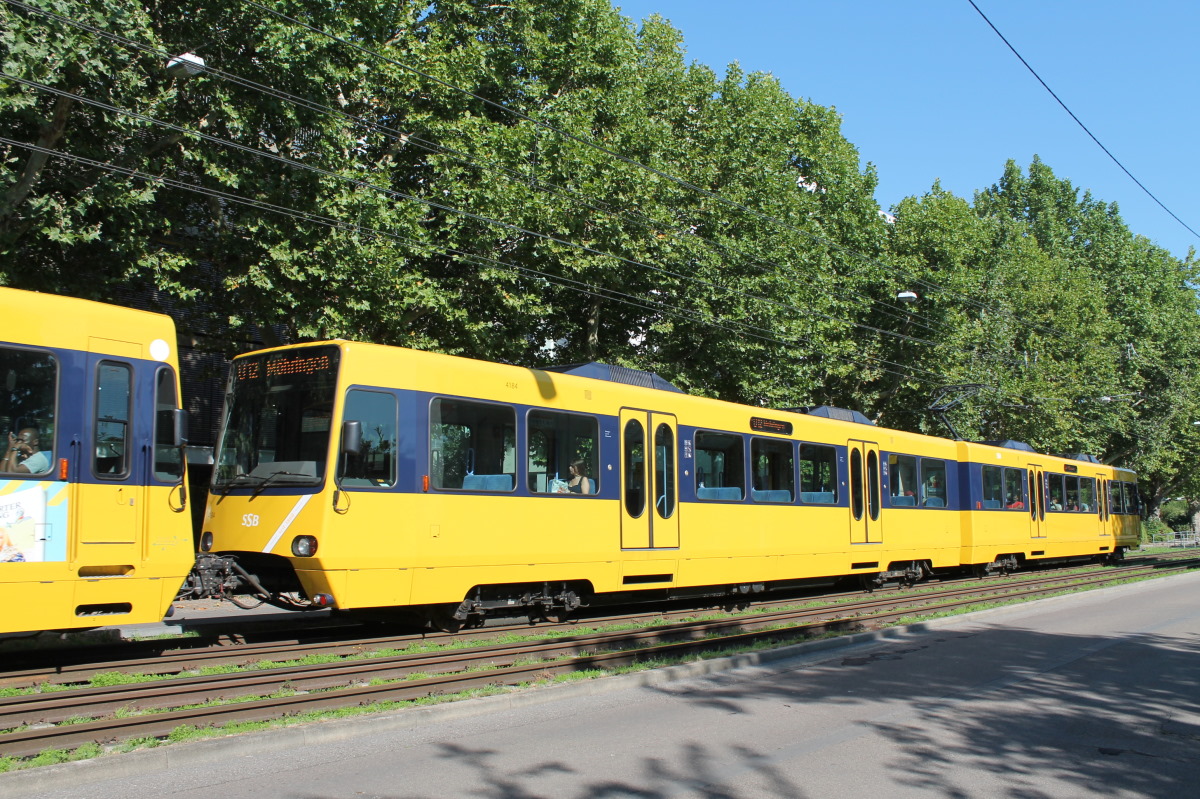 Штутгарт, Duewag DT8.S № 4184