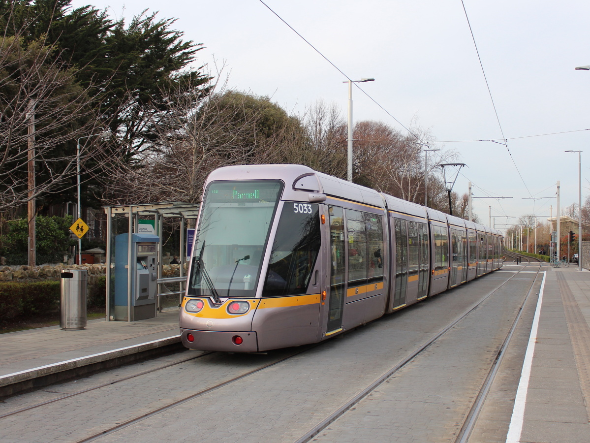 Дублин, Alstom Citadis 502 № 5033