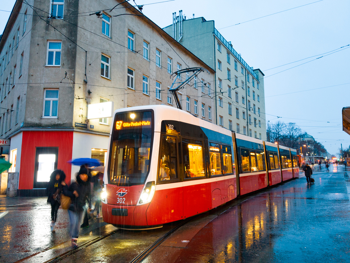 Вена, Bombardier Flexity Wien (Type D) № 302