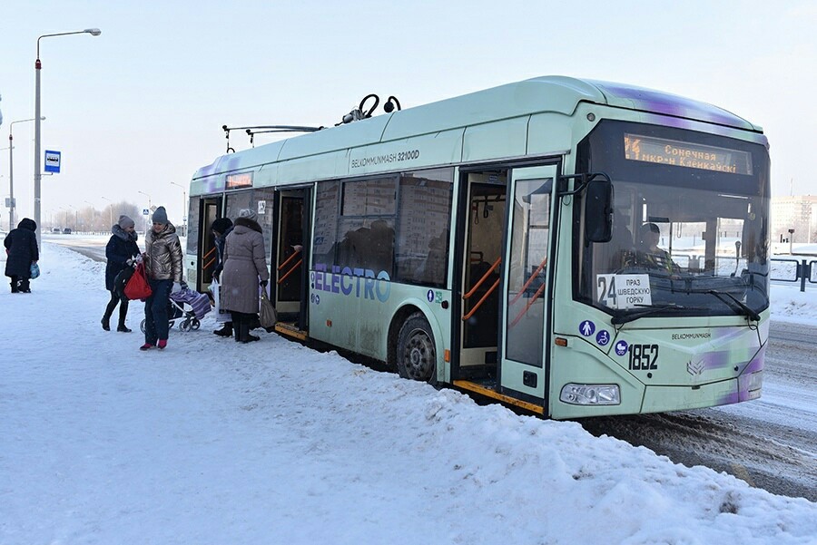 Гомель, БКМ 32100D № 1852; Гомель — Движение на участках с использованием автономного хода