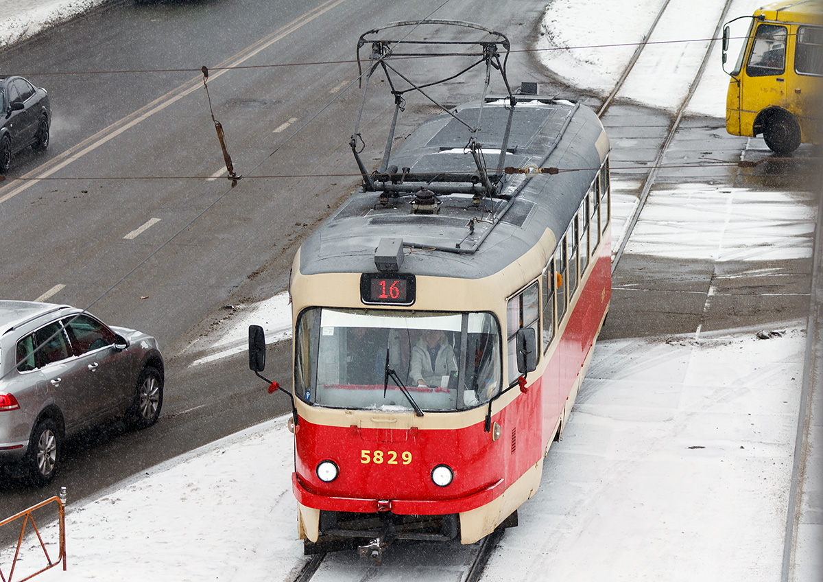 Киев, Tatra T3SU № 5829