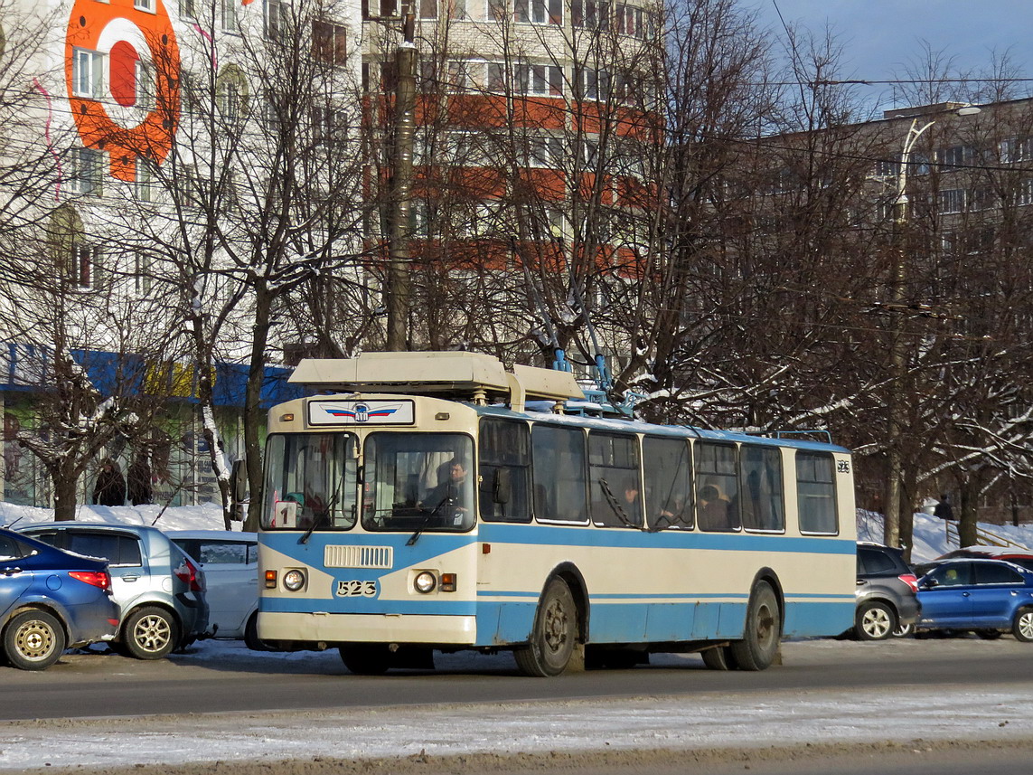 Киров, ЗиУ-682 КР Иваново № 523