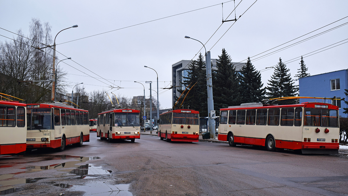 Вильнюс, Škoda 14Tr11/6 № 1134; Вильнюс, Škoda 14Tr13/6 № 1596; Вильнюс, Škoda 14Tr02/6 № 1491
