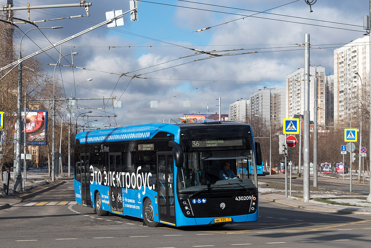 Москва, КАМАЗ-6282 № 430209