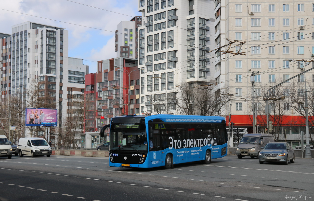 Москва, КАМАЗ-6282 № 430209