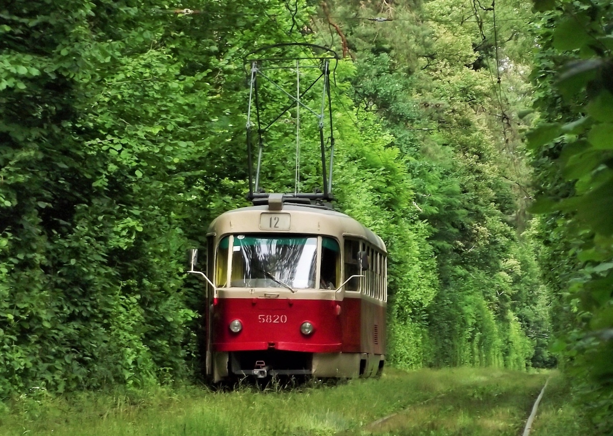 Киев, Tatra T3SU № 5820