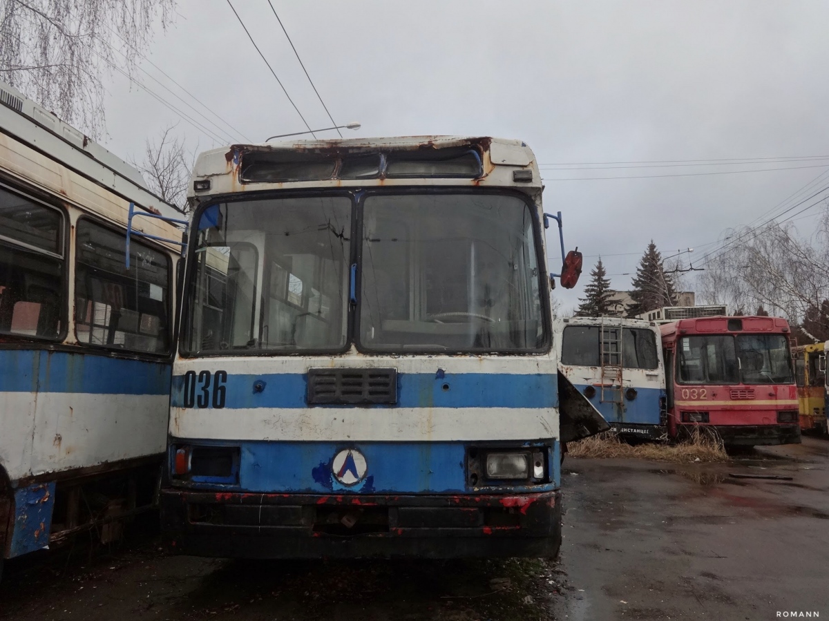 Львов, LAZ-52522 № 036; Львов, LAZ-52522 № 032