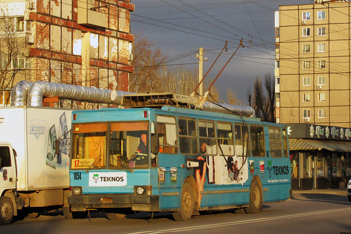 Днепр, ЮМЗ Т1Р (Т2П) № 1054