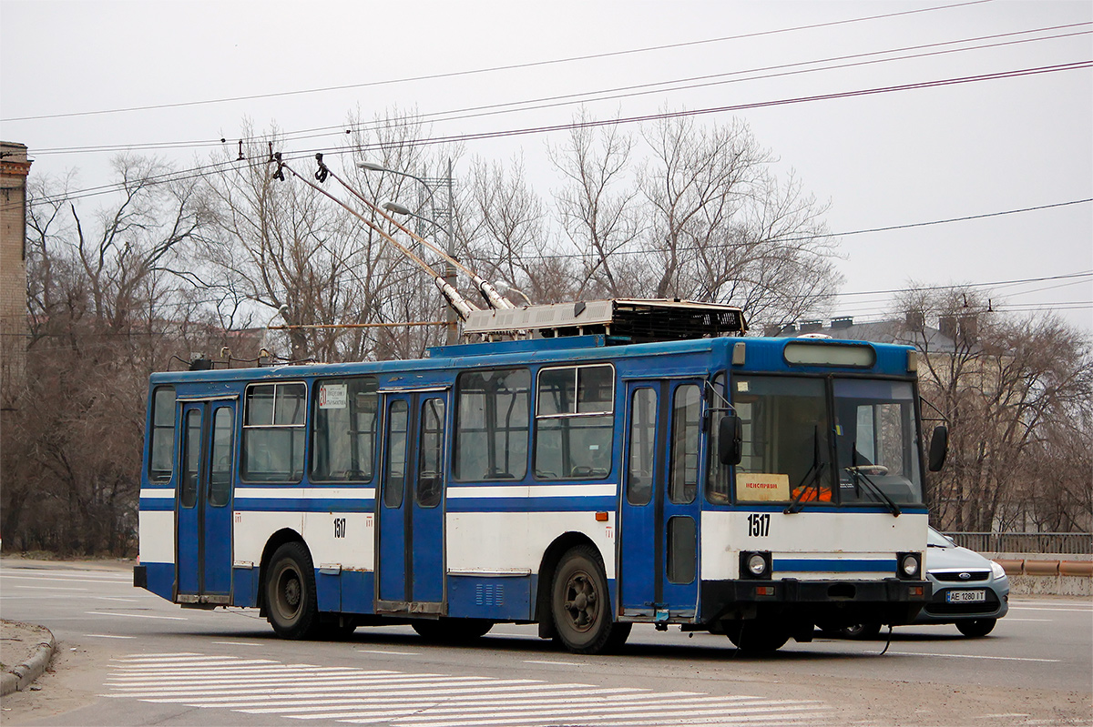 Днепр, ЮМЗ Т2 № 1517