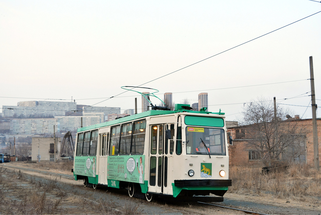 Владивосток, 71-132 (ЛМ-93) № 306 Владивосток, 71-132 (ЛМ-93) № 306