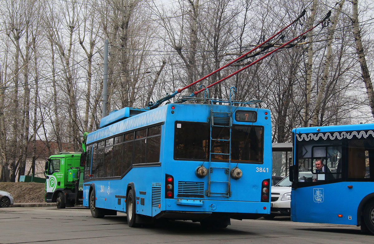 Москва, СВАРЗ-МАЗ-6235.00 № 3841