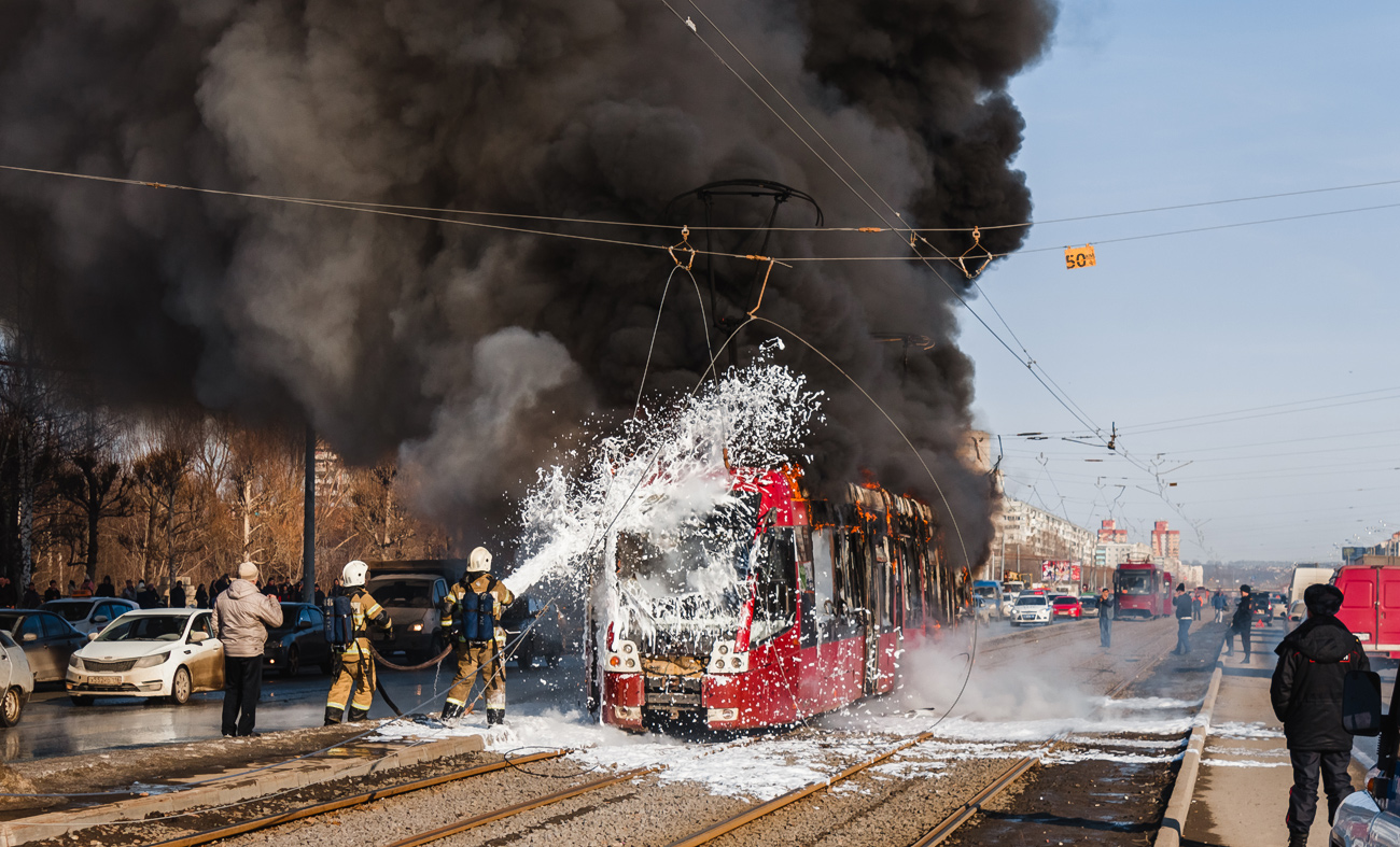 Казань, БКМ 84300М № 1302; Казань — Пожары