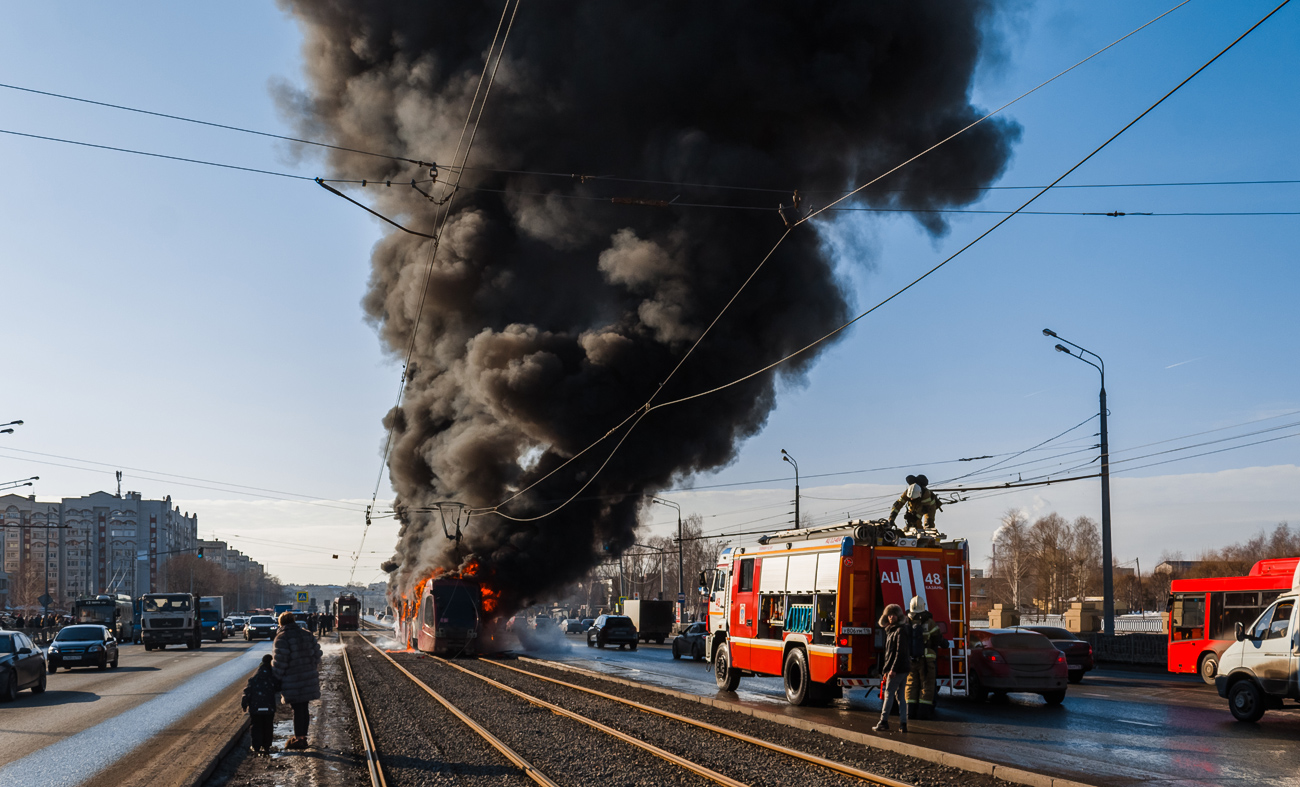 Kazan — Burning trams